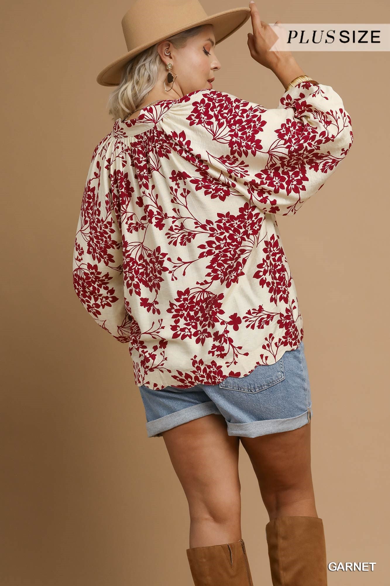 Cherry Blossom Print Scalloped Hem Blouse (PLUS SIZE)