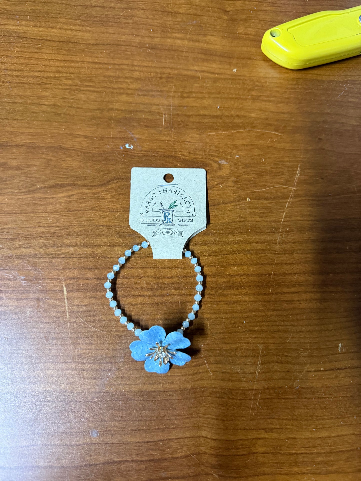 Blue flower stretch bracelet