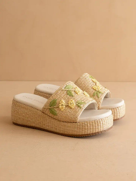 Yellow flower Raffia Sandal