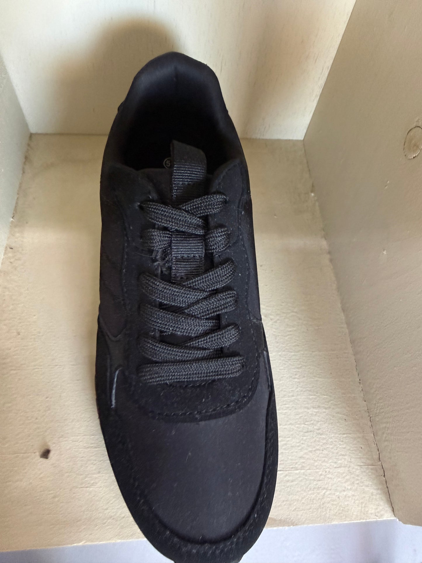 Black & White lace up sneakers