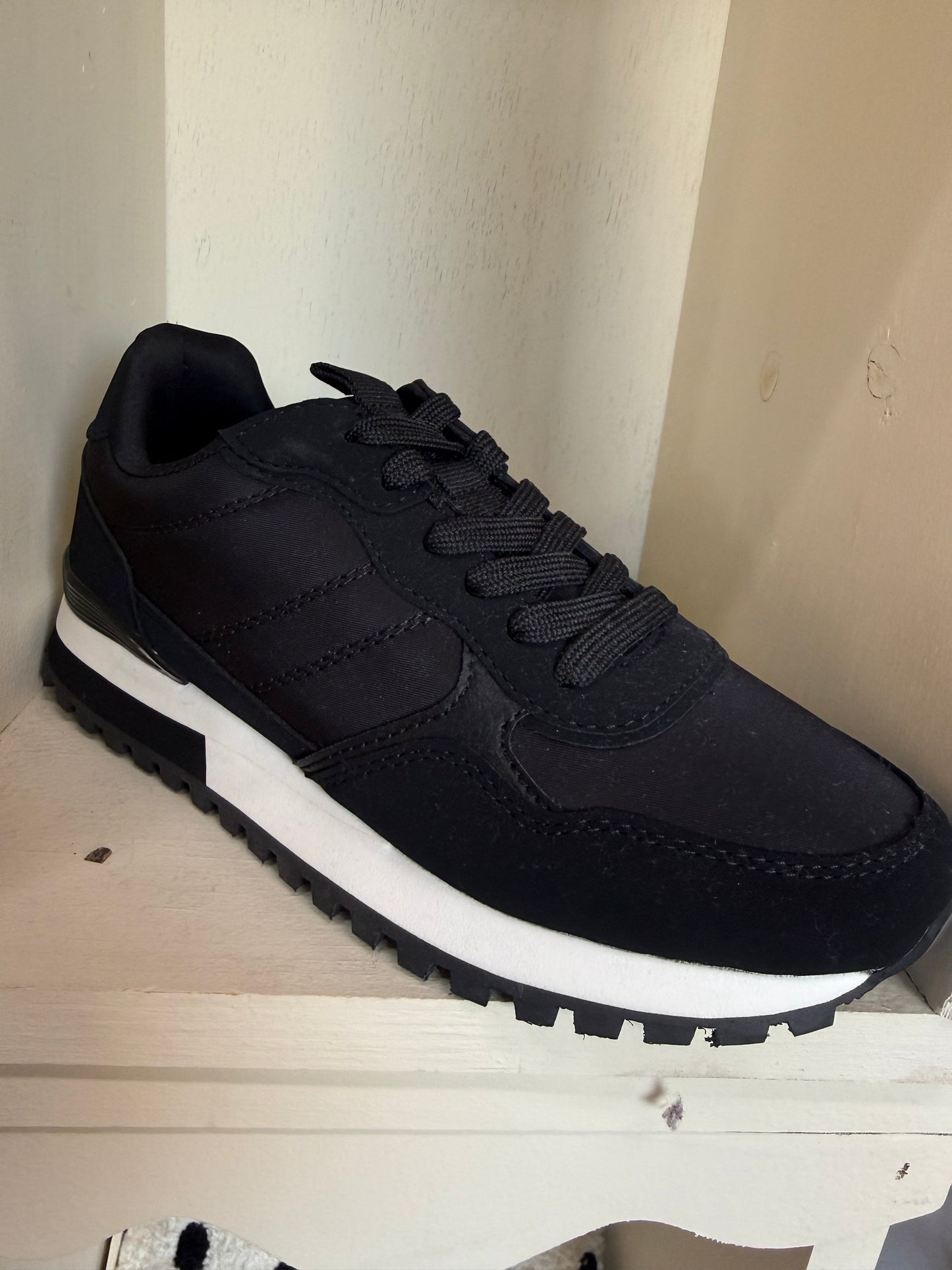 Black & White lace up sneakers