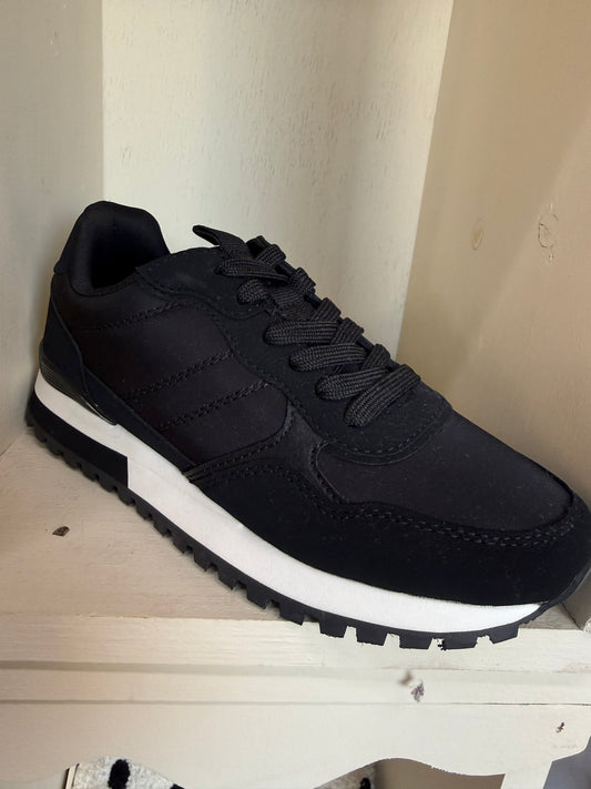 Black & White lace up sneakers