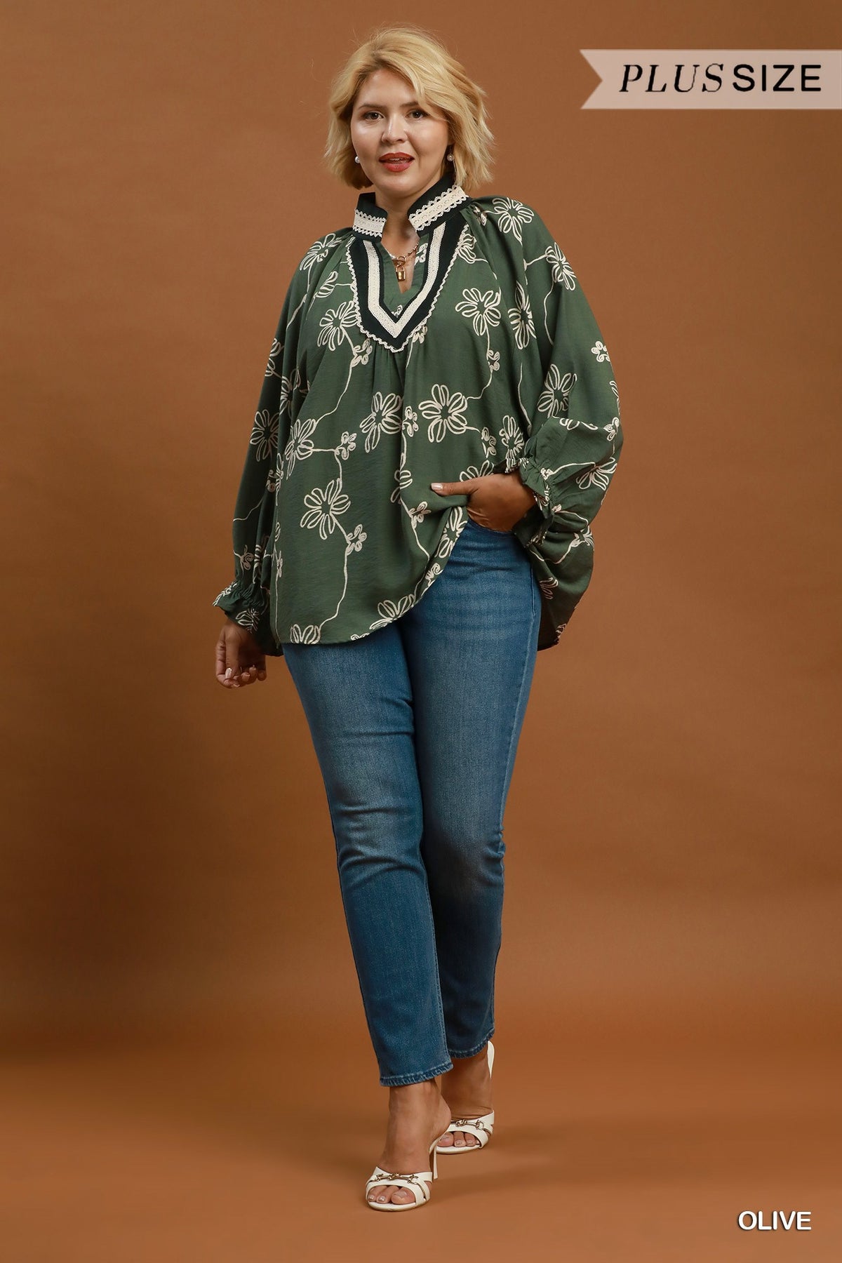 Floral Print Contrast Lace Trim Blouse (PLUS)