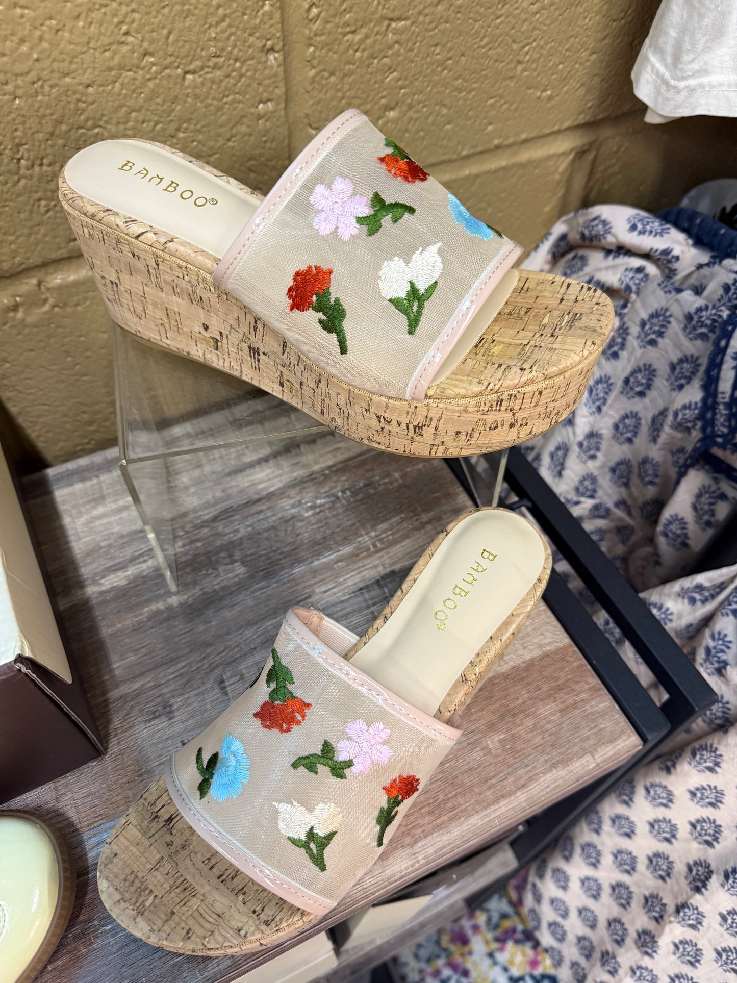 Bamboo Flower Platform Sandal