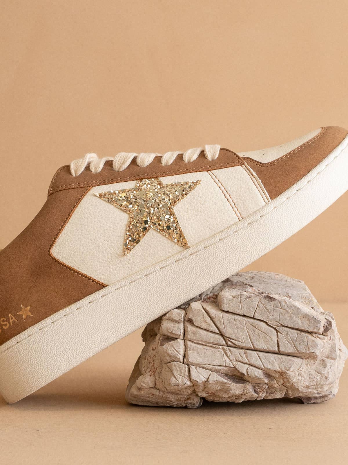 The Liberty | Camel Glitter Star Fall Sneaker
